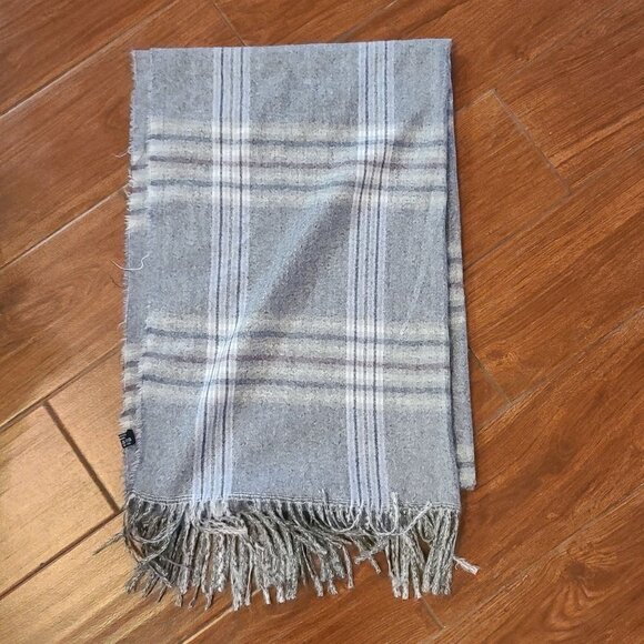 Unbranded Soft Wool Blend Plaid Scarf Gray Blue Tassels Frayed Edge 84" x  28" - Picture 2 of 6